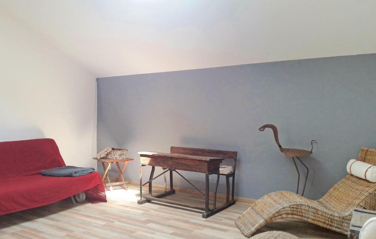2 Bedroom Amazing Home In ナルボンヌ エクステリア 写真